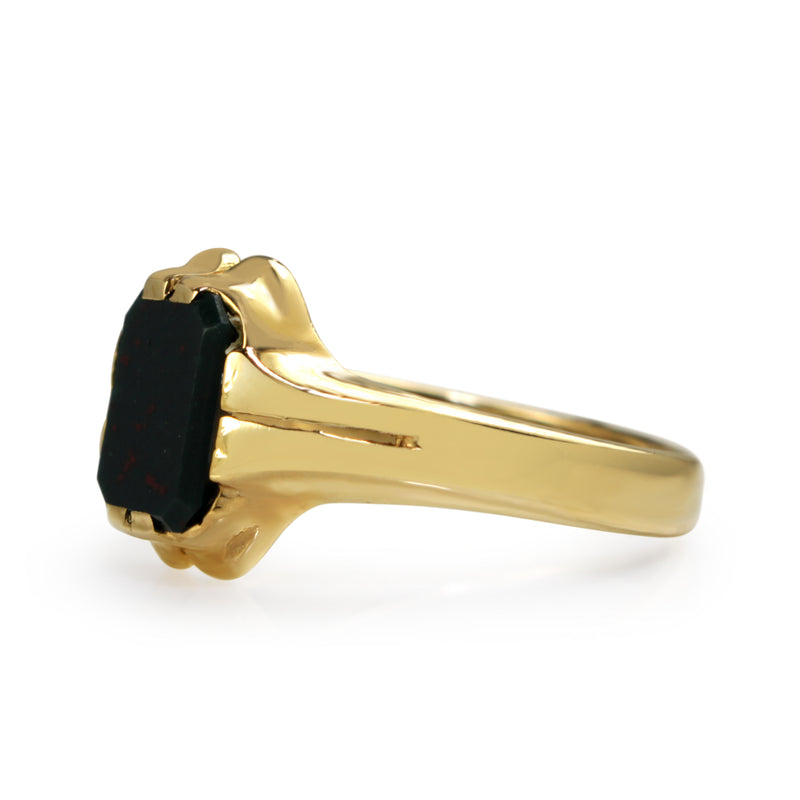 9ct Yellow Gold Bloodstone Signet Ring