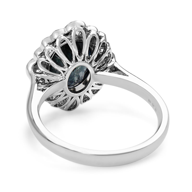 18ct White Gold Sapphire and Diamond Daisy Style Ring