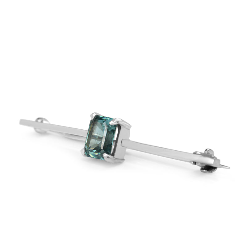 9ct White Gold Vintage Topaz Bar Brooch