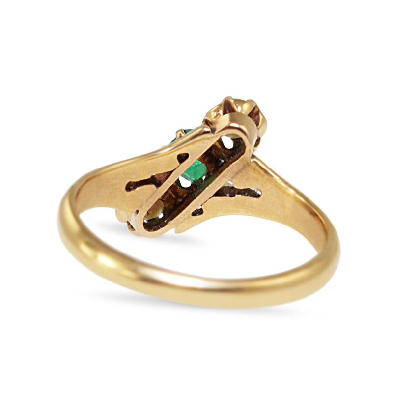 18ct Yellow Gold Antique Emerald and Pearl 3 Stone Ring