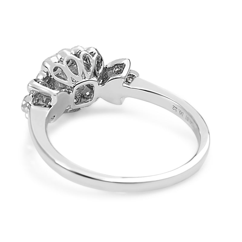 18ct White Gold Cushion Diamond Halo Floral Daisy Ring