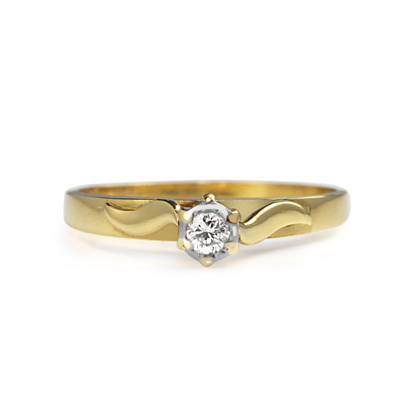 18ct Yellow Gold Fine Vintage Solitaire Ring