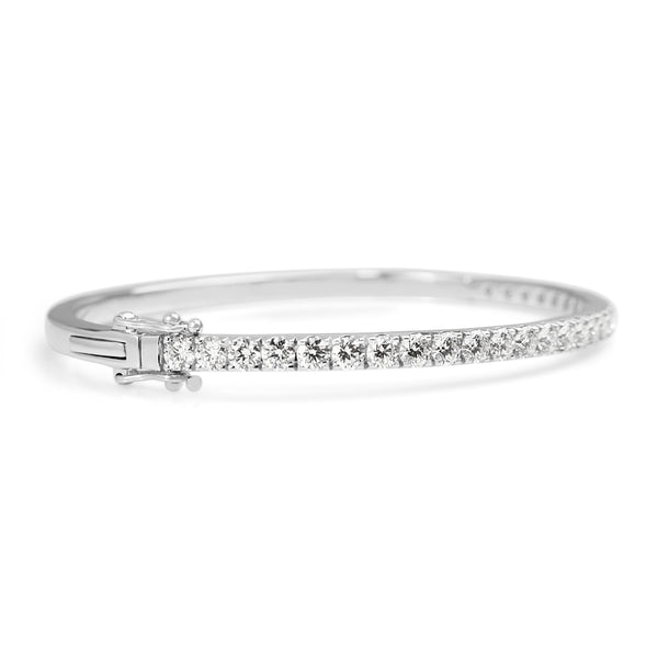 9ct White Gold 3.00ct Hinged Diamond Bangle