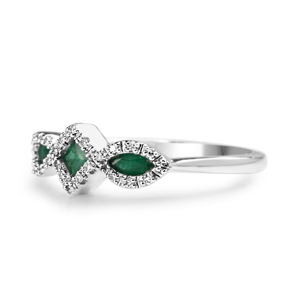 18ct White Gold Emerald and Diamond Ring