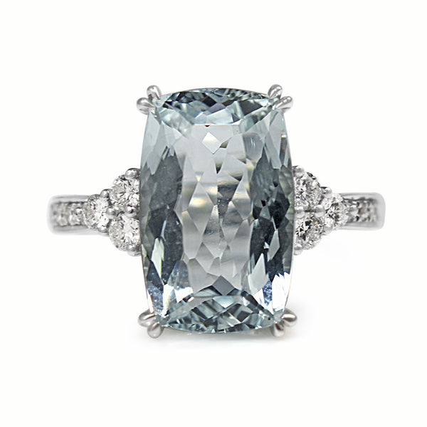 18ct White Gold Aquamarine and Diamond Ring