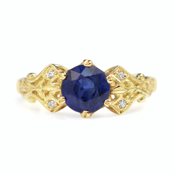 18ct Yellow Gold Antique Style Sapphire and Diamond Ring