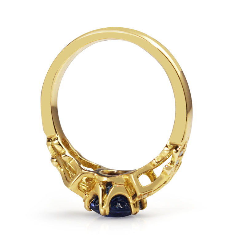 18ct Yellow Gold Antique Style Sapphire and Diamond Ring