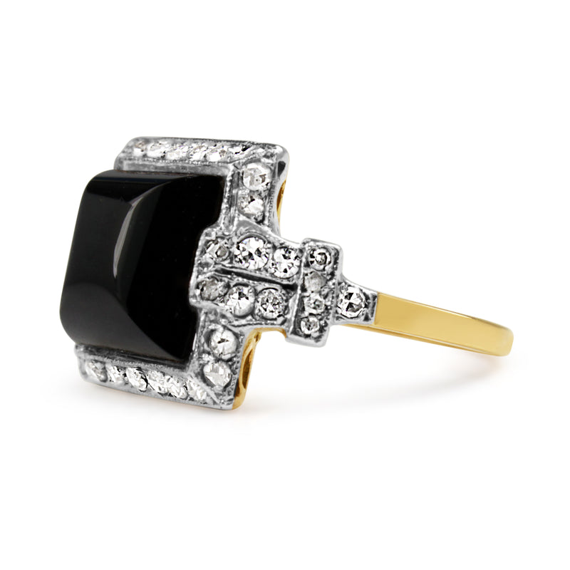 18ct Yellow Gold and Platinum Antique Onyx and Rose Cut Diamond Ring