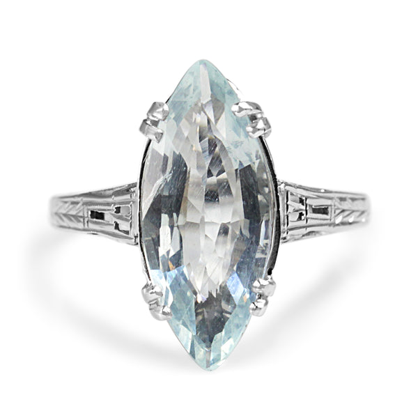 18ct White Gold Vintage Aquamarine Ring