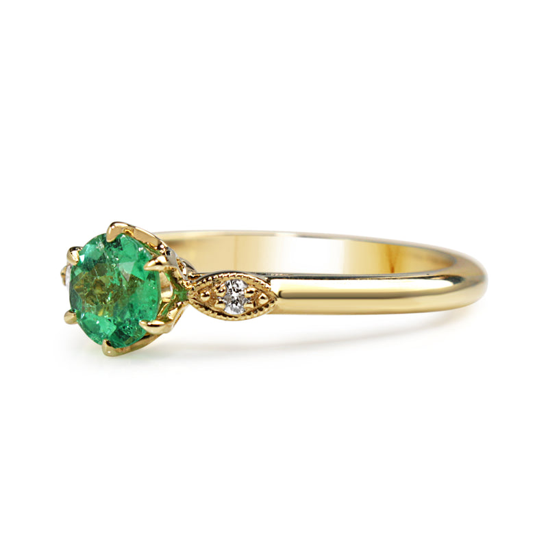 18ct Yellow Gold Emerald and Diamond Vintage Style Solitaire Ring