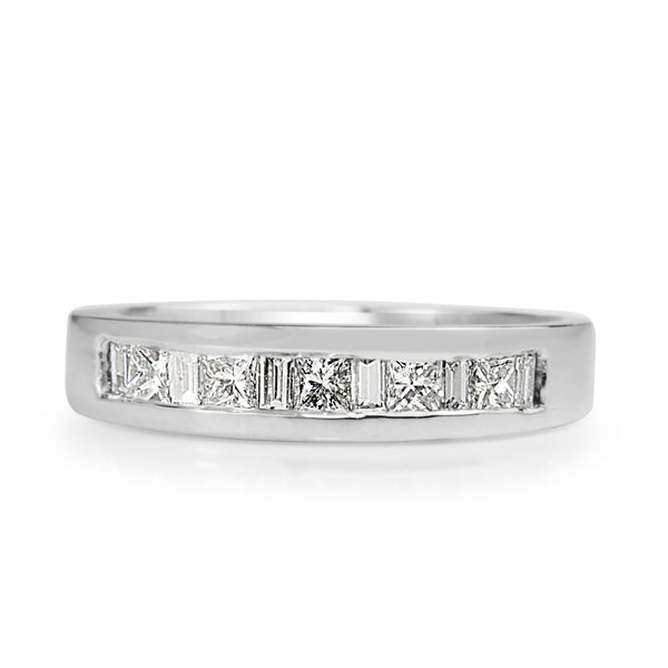 18ct White Gold Princess and Baguette Cut Diamond Band Ring
