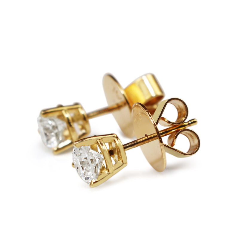 18ct Yellow Gold .90ct Diamond Stud Earrings