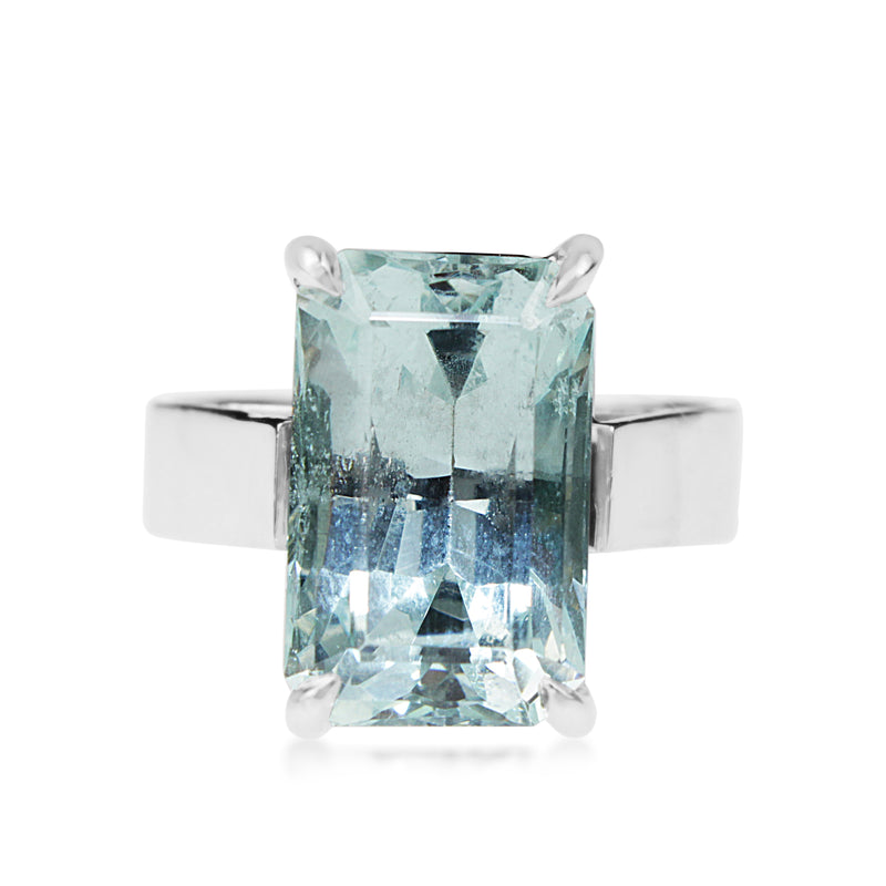 9ct White Gold and Platinum Vintage Aquamarine Solitaire Ring