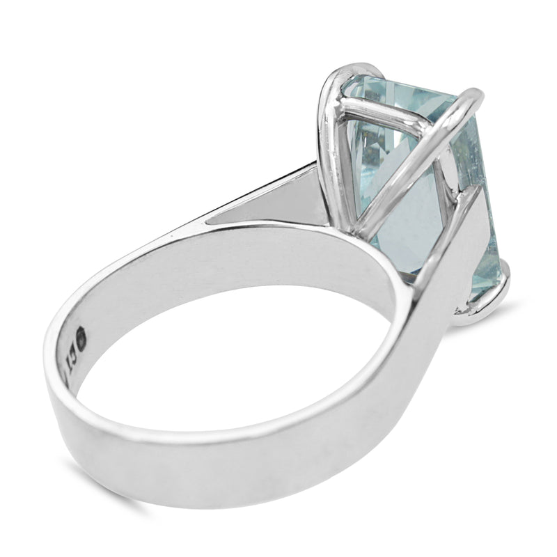 9ct White Gold and Platinum Vintage Aquamarine Solitaire Ring