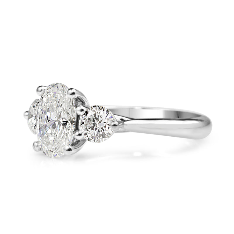 18ct White Gold Oval and Round Diamond 3 Stone Ring