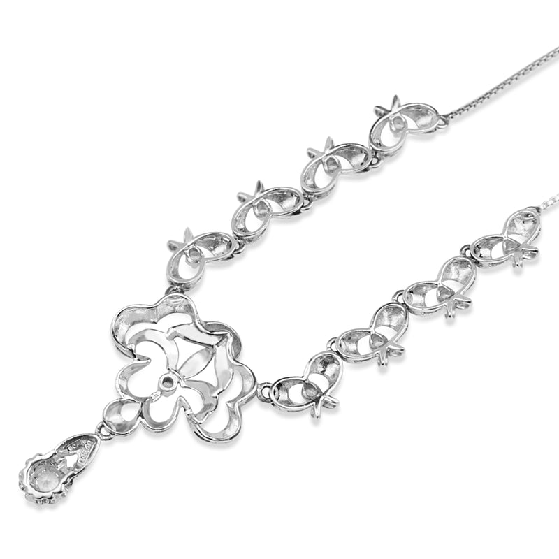 18ct White Gold Vintage Diamond Drop Necklace