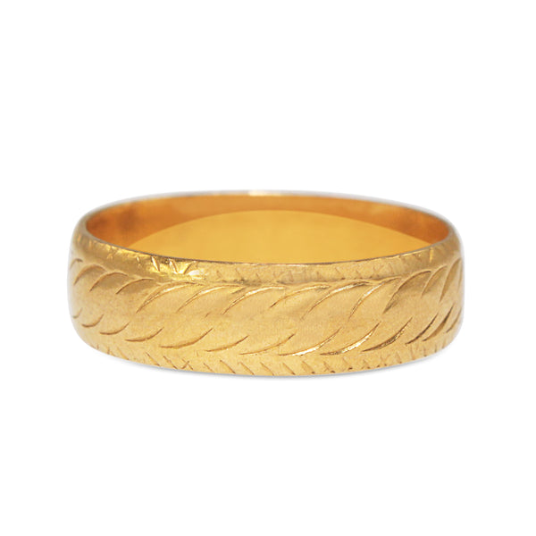 22ct Yellow Gold Vintage Engraved Band Ring