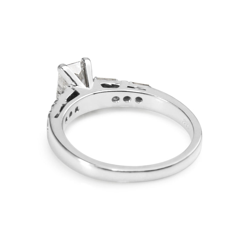 18ct White Gold Radiant and Baguette Diamond Solitaire Ring