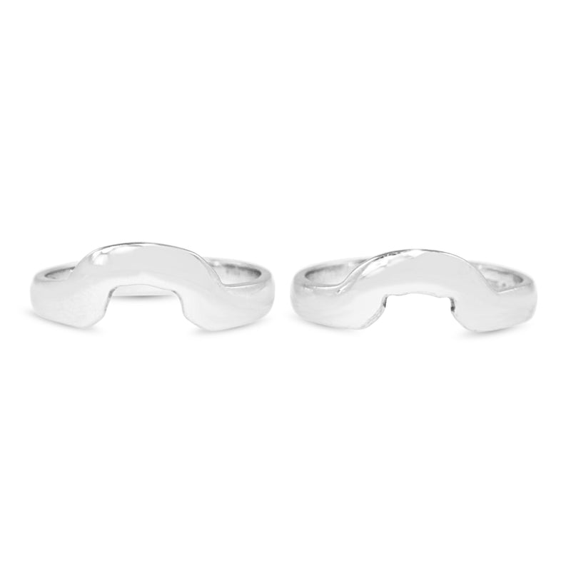 18ct White Gold Fitted Band Ring Set